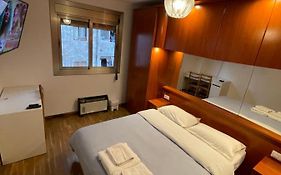 Habitacion Comoda En Barcelona